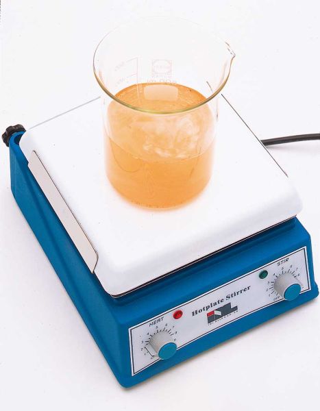 Magnetic stirrer with ceramic-coated heating plate