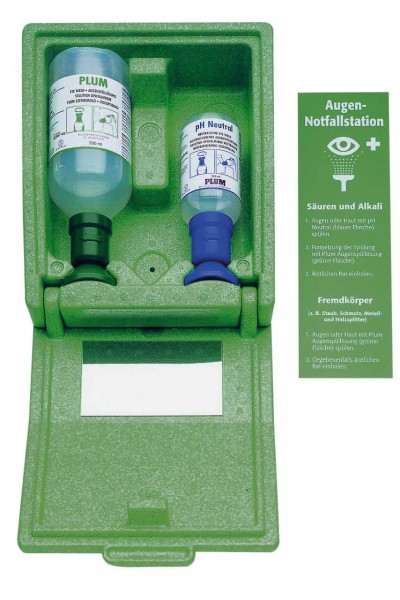 Eye emergency station in dustproof wall box